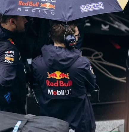 Tentara Jerman di perbatasan Polandia, 1939, di ambang pecahnya Perang Dunia II.